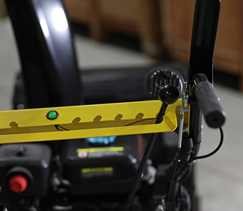 Petrol snowplow E-ST065C