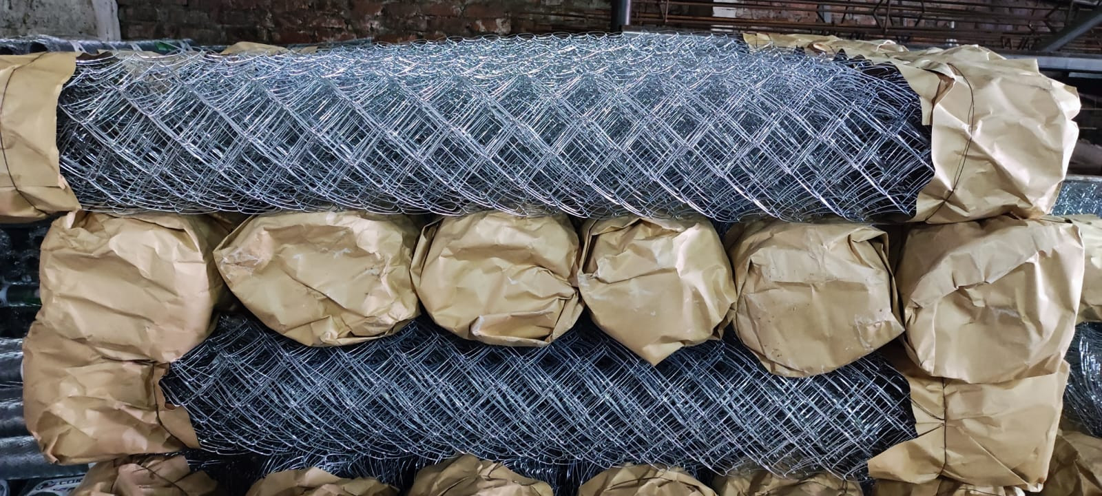 Galvanized chain link mesh 55*55; 1.0*10, 4 rolls