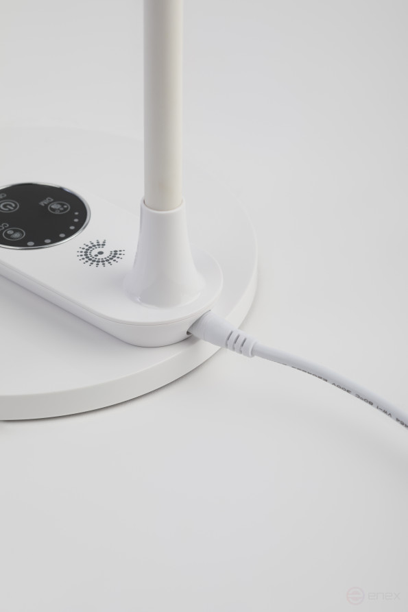 Настольный светильник ЭРА NLED-498-10W-W светодиодный со съемным основанием белый