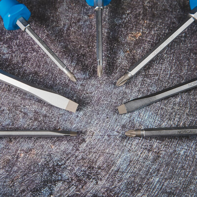 Set of reinforced slotted and phillips screwdrivers NORGAU Industrial NBS155K- 161-007, 7 pieces