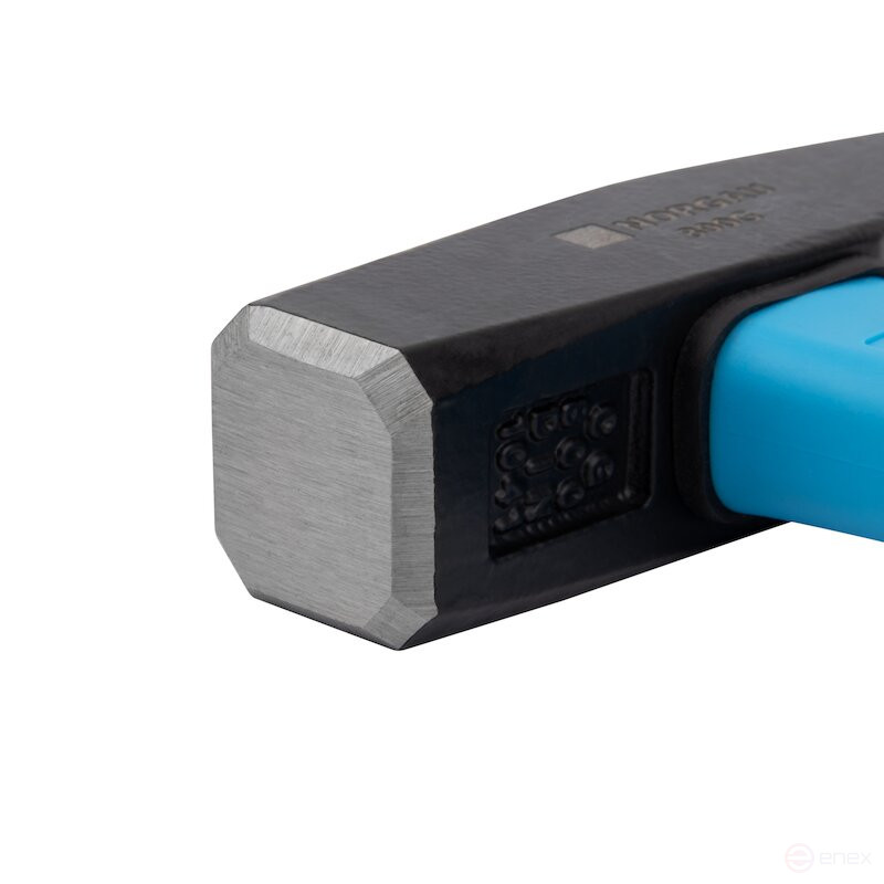 Молоток слесарный NORGAU Industrial с рукояткой из фибергласса 800 г, N600F-800