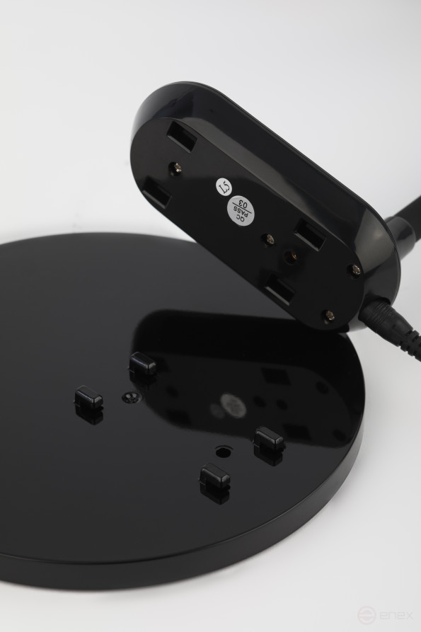 Настольный светильник ЭРА NLED-498-10W-BK светодиодный сo съемным основанием черный