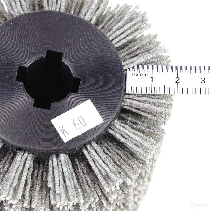 Щетка Д100*100*19,5+4 паза ворс полимер-абразив P60 по дереву для щеточных шлиф машин с валом Д19+4 (1-201)