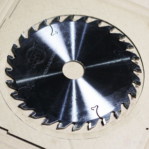 Подрезная коническая дисковая пила 180х4,3-5,5х30 z=28