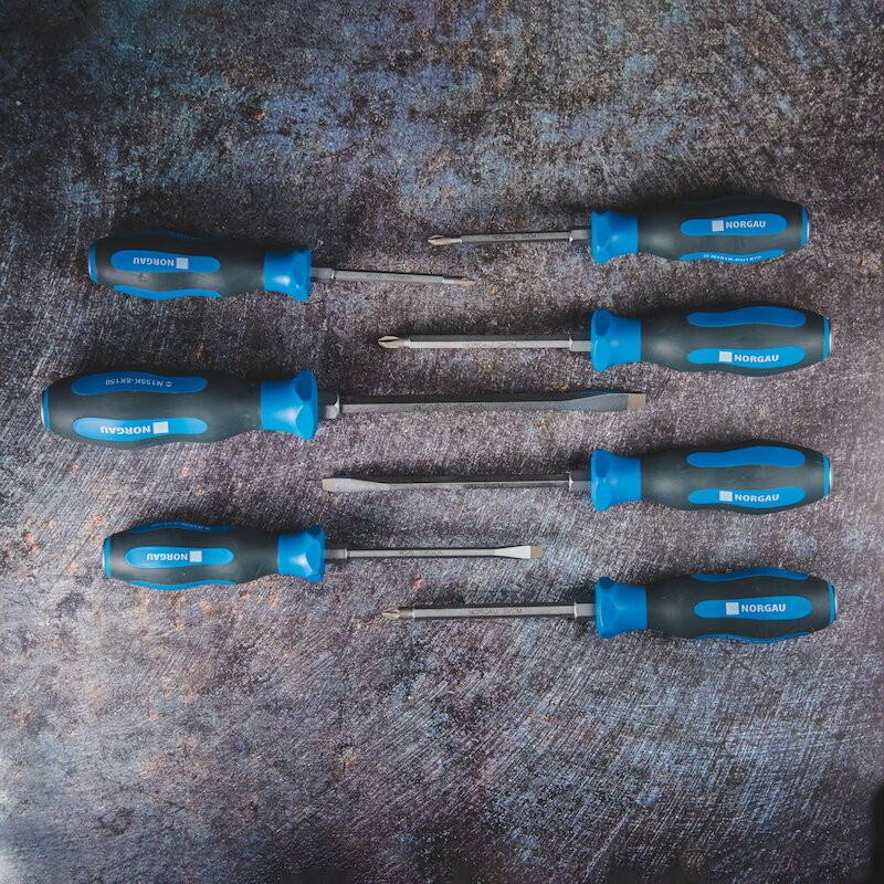 Set of reinforced slotted and phillips screwdrivers NORGAU Industrial NBS155K- 161-007, 7 pieces