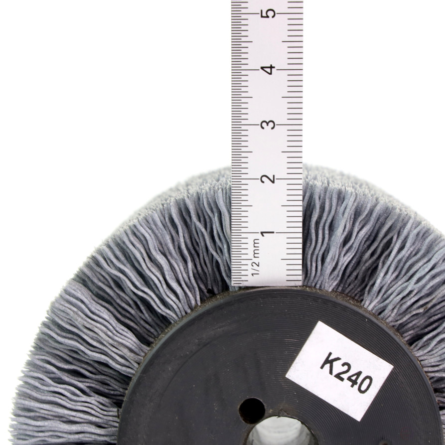 Щетка Д100*100*19,5+4 паза ворс полимер-абразив P240 по дереву для щеточных шлиф машин с валом Д19+4 (1-205)