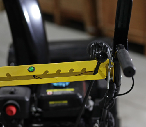 Petrol snowplow E-ST065C