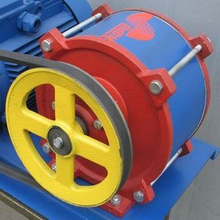 CORD NVM -75 vacuum pump with pulley assembly