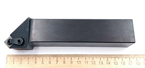 Державка прямая проходная MSSNR 3232 P 12