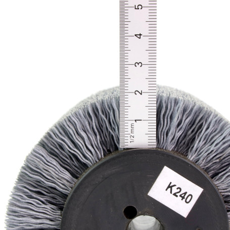 Щетка Д100*100*19,5+4 паза ворс полимер-абразив P240 по дереву для щеточных шлиф машин с валом Д19+4 (1-205)