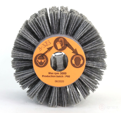Щетка Д110*100*19+4 паза, ворс полимер-абразив P60 по дереву для щеточных шлиф машин с валом Д19+4 (3-383)