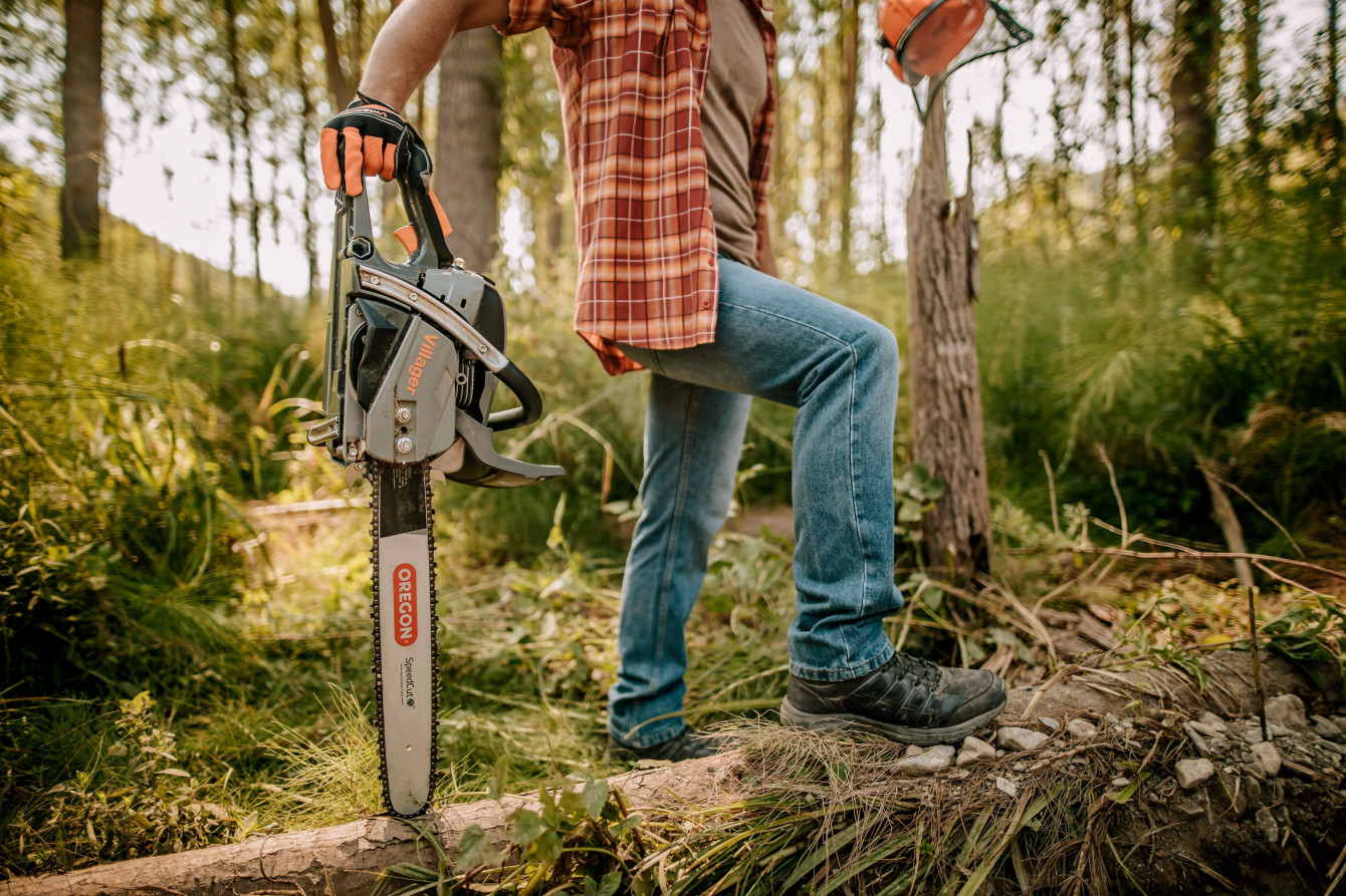 Бензиновая цепная пила Villager VGS 4125 PE 1850 Вт (2,51 л.с)