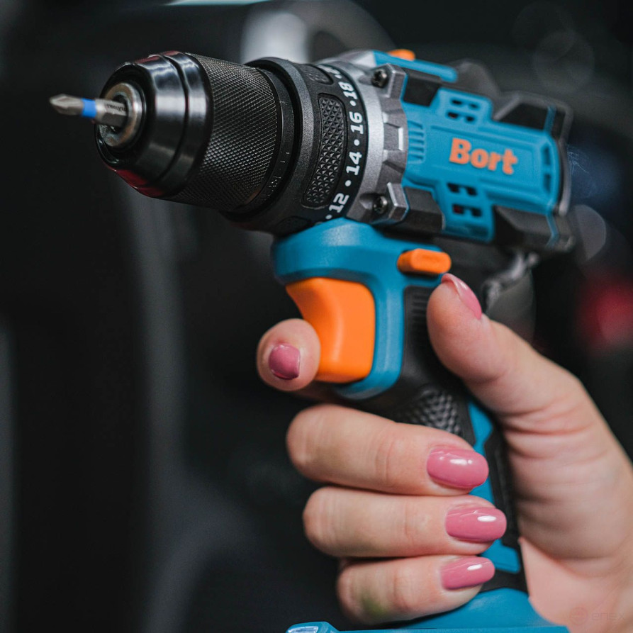 Дрель-шуруповерт аккумуляторная BORT BAB-21-BLK (2x1,5Ah)