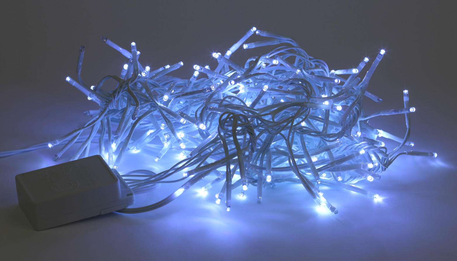 LED Christmas Garland ERA ENIN - WC Tinsel 3.9m White Wire Cold Light