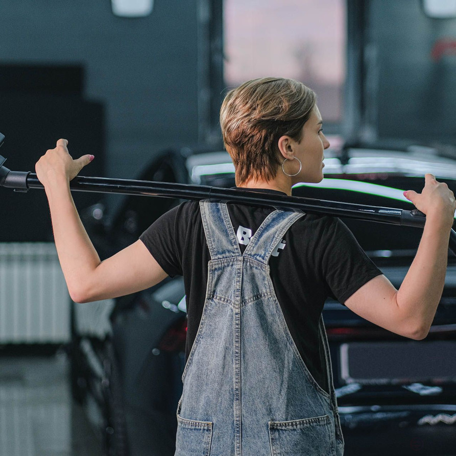 Vacuum cleaner for dry and wet cleaning BORT BSS-1220-M