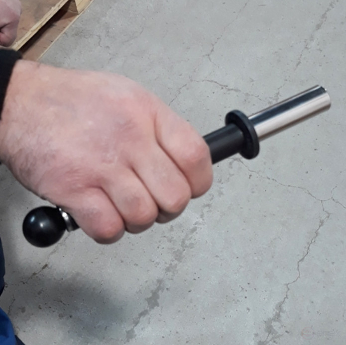 Магнитный сборщик ПРОФ-МАГНИТ D20х200 мм