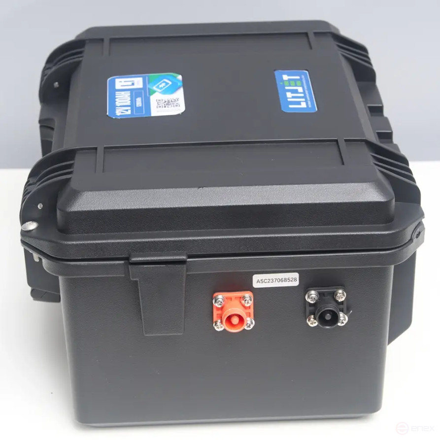 Lithium traction battery LITJET SMART LiFePO4 series 12V 100 Ah, 1280WH, Bluetooth-enabled, in a reinforced case