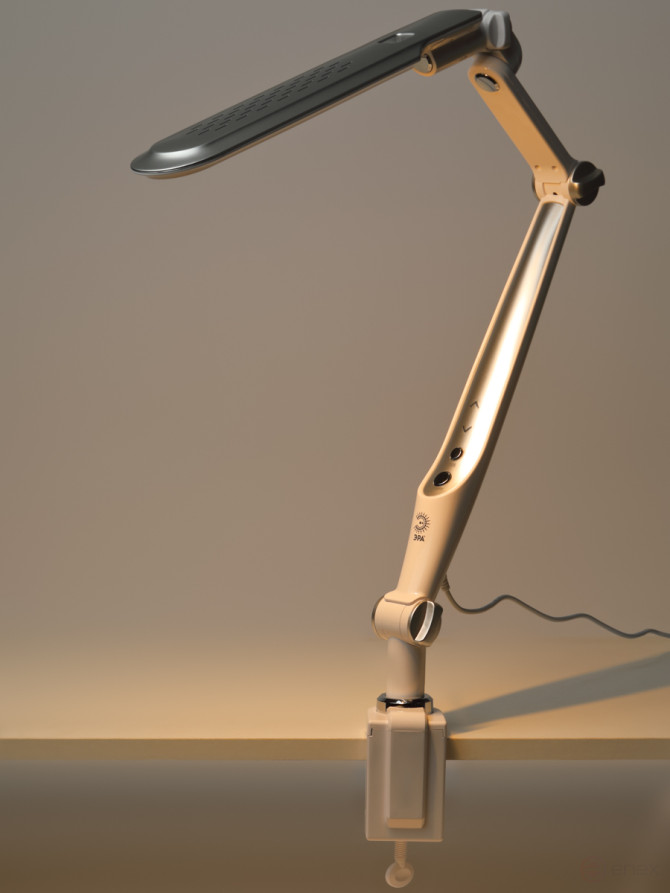 Настольный светильник ЭРА NLED-496-12W-S светодиодный на струбцине серебро