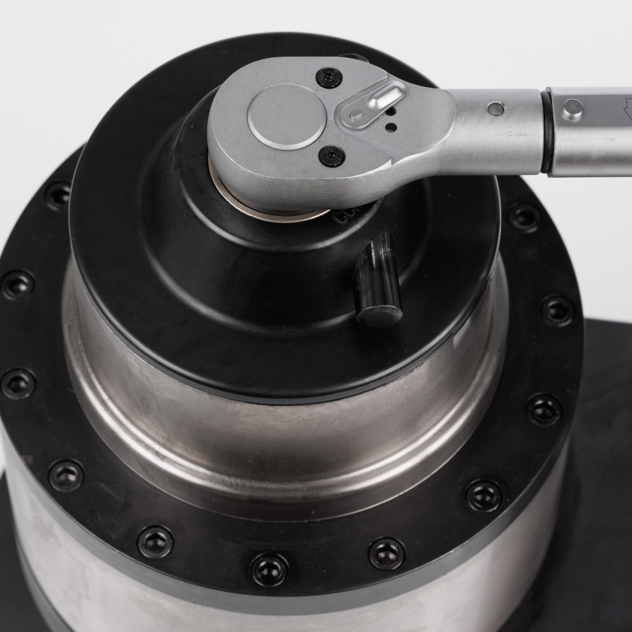 RG200 Manual Torque Booster 20000 Nm/ 1:67. squares 1/2-2.1/2 . 38 kg.