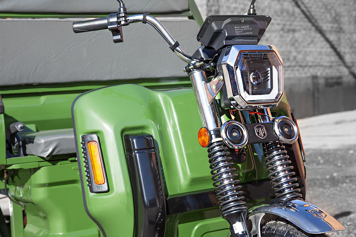 Грузовой электротрицикл Rutrike Маяк 1600 60V1000W, темно-зеленый