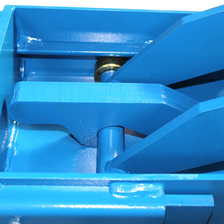 Four-post lift F5.5-4 AE&T (380B)