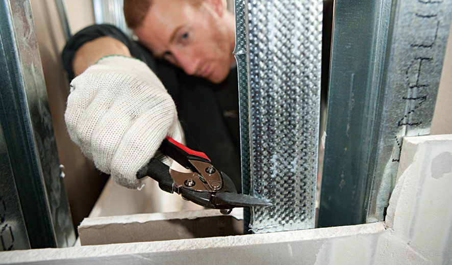 D15A Ножницы по металлу, идеальные, маленькие и манёвренные, правые, рез: 1.0 мм, 180 мм, специальная высококачественная сталь