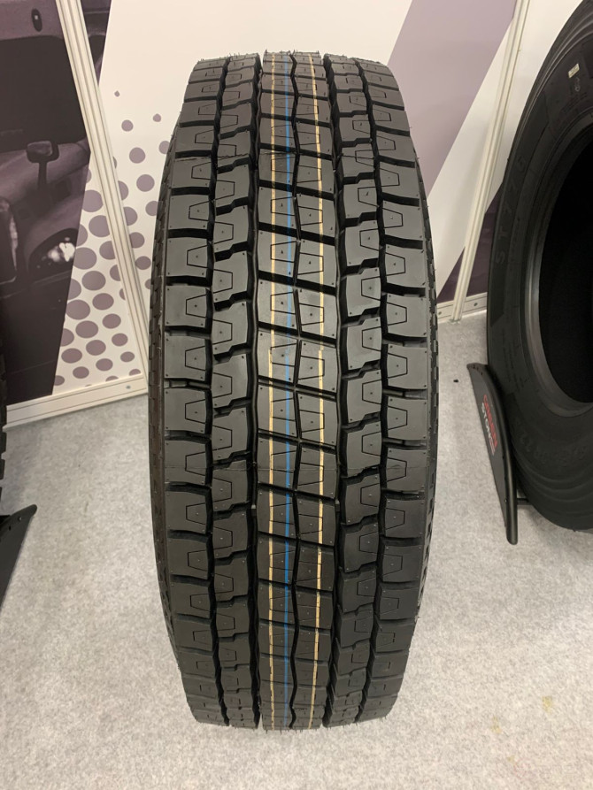 All-season tire 315/70R22.5 18PR 152/148M Greenstone DR78
