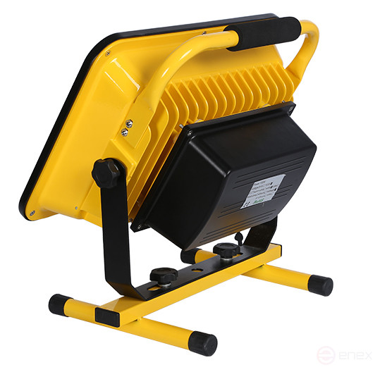 Светодиодный прожектор переносной аккумуляторный Mosvolt RCH FL COB 30W