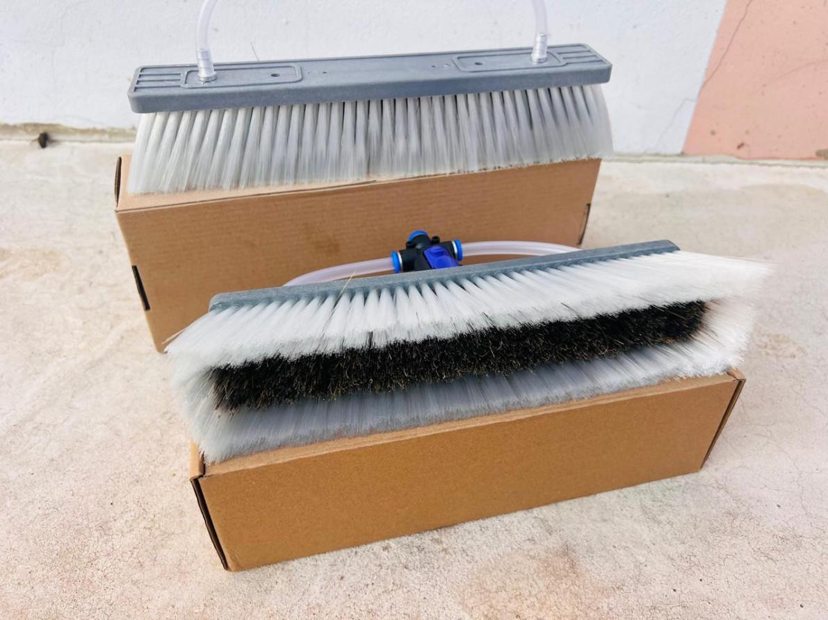Cascade Brush 31 Nylon + Boar Building Facade Cleaning Brush