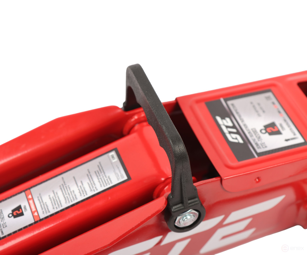 Домкрат подкатной 2т 135-387мм GTE