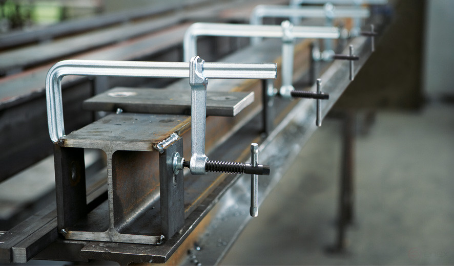 GS100K classiX Струбцина цельнометаллическая 1000/120, усилие: 5 кН, с Т-образной рукояткой