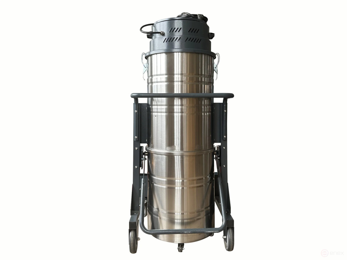 Трехтурбинный промышленный пылесос 220B для сухой и влажной уборки PVC3 L100