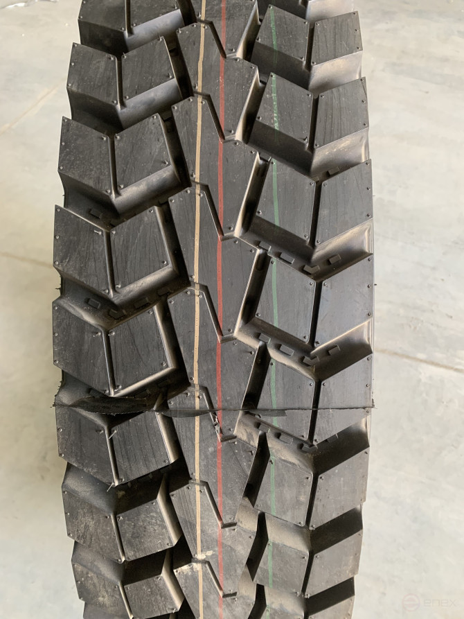 All-season tire 11R22.5 18PR 148/145M Greenstone DR55