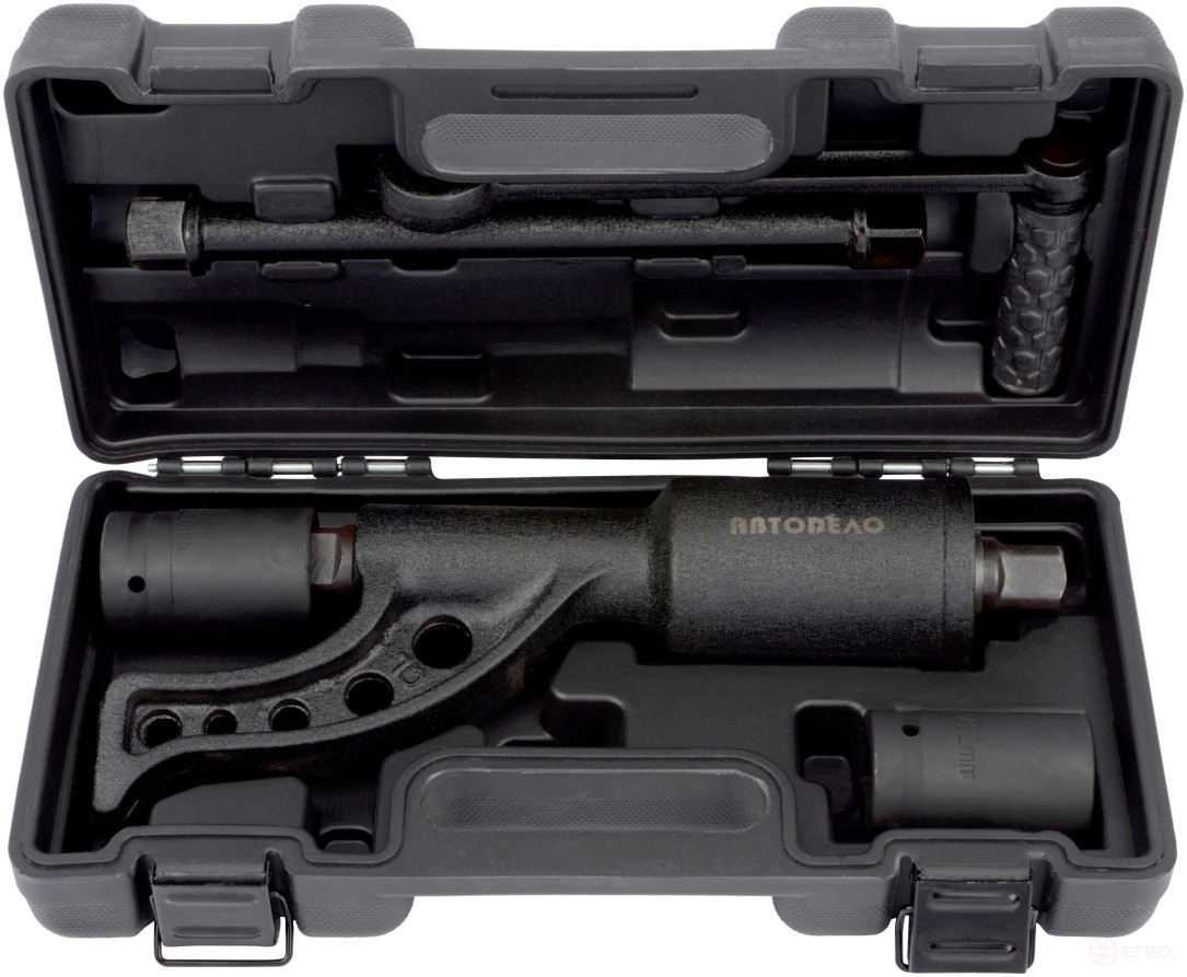 Ключ баллонный 32*33 с УКМ (удлиненный; пластм/ф) АвтоDело (40323)