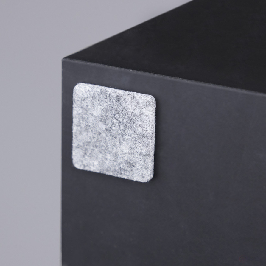 Подкладка самоприлипающая фетровая 30х30мм (1лист-25шт) серая AKS