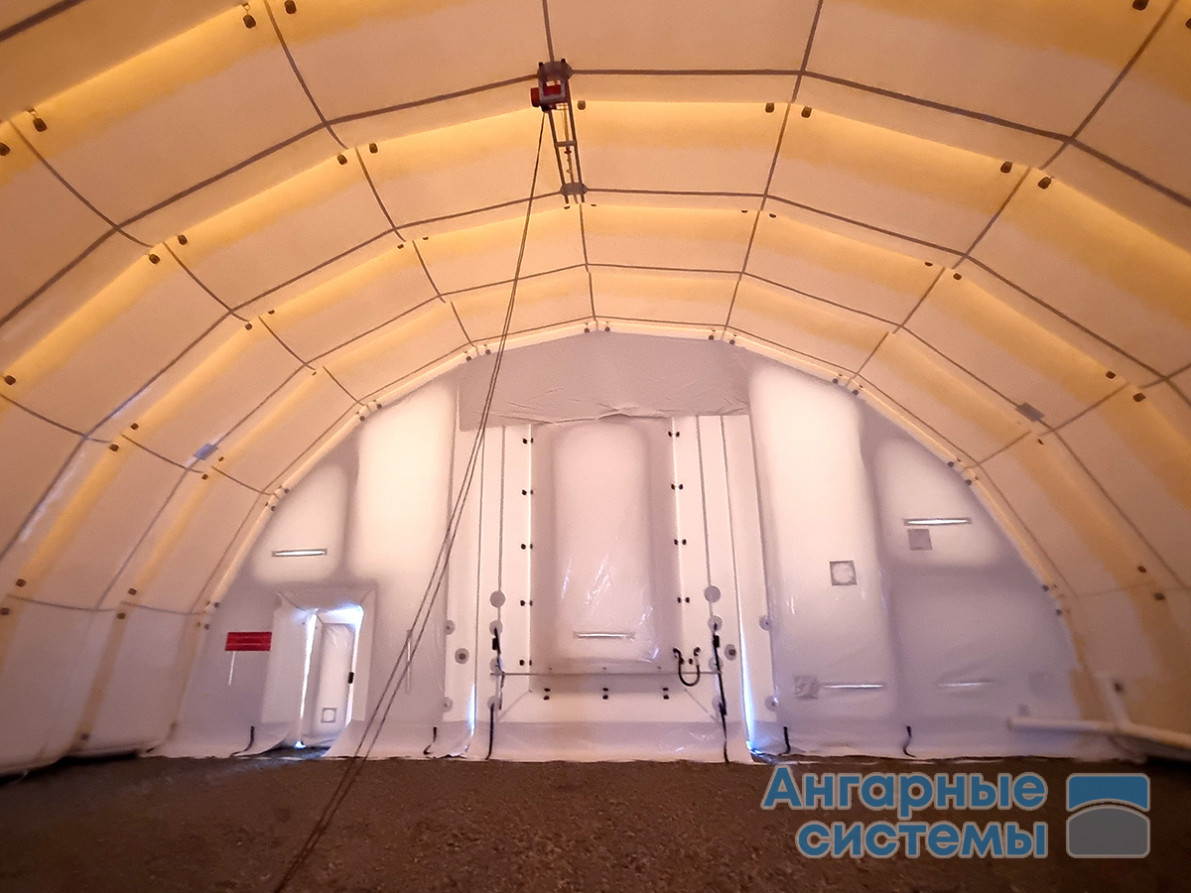 Inflatable Prefabricated PVC Hangar with Double Gates — Mobile Warehouse