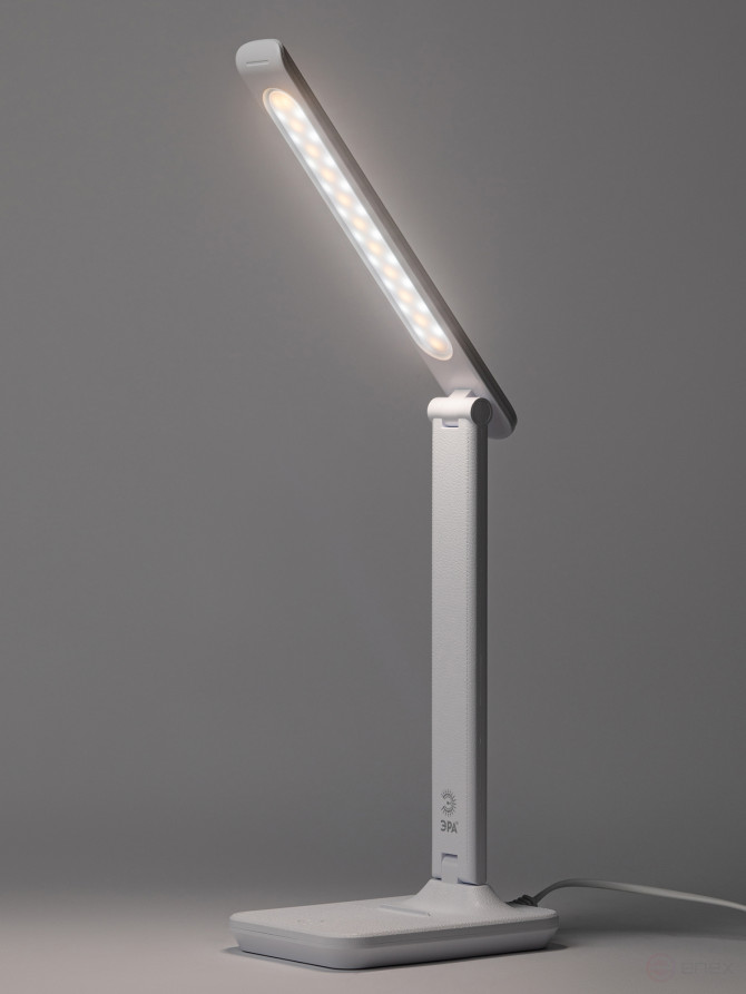 Настольный светильник ЭРА NLED-500-10W-W светодиодный белый