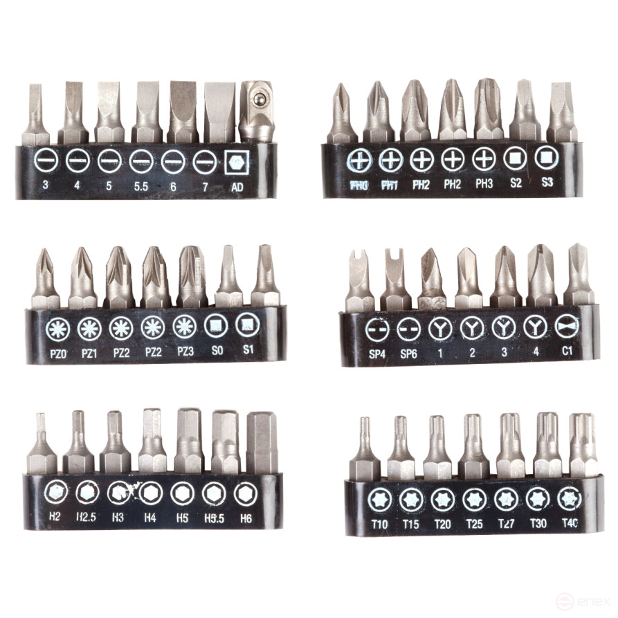 Набор ручного инструмента BORT BTK-82