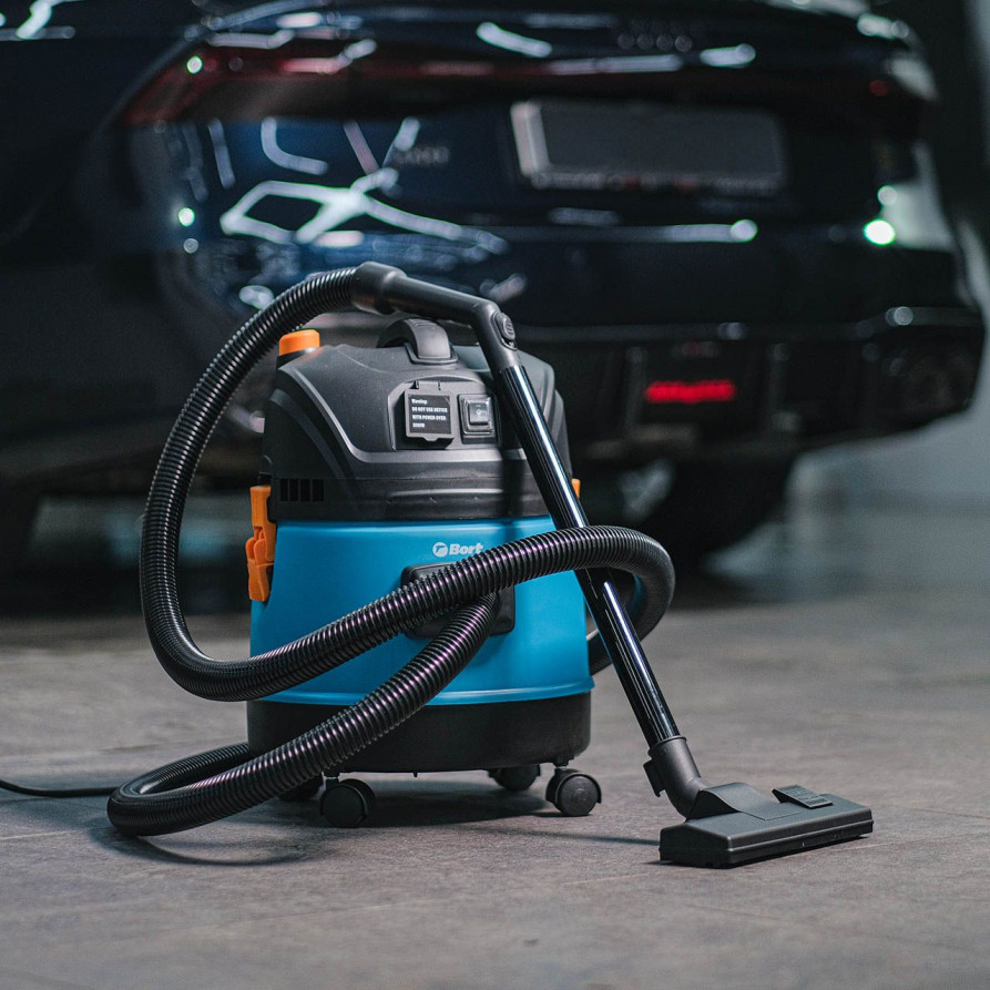 Vacuum cleaner for dry and wet cleaning BORT BSS-1220-M