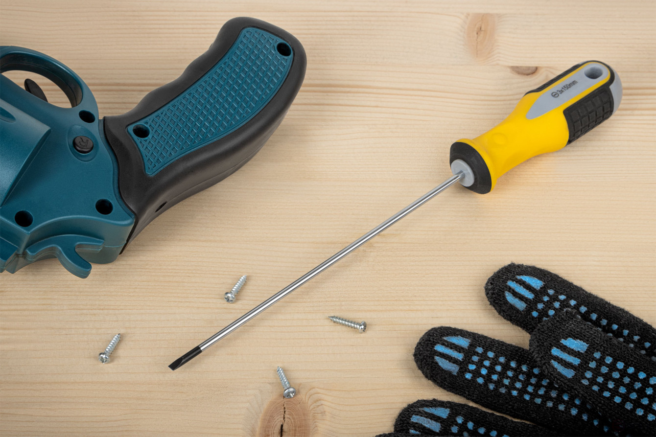 Отвертка "Старт", CrV сталь, прорезиненная ручка 3х150 мм SL