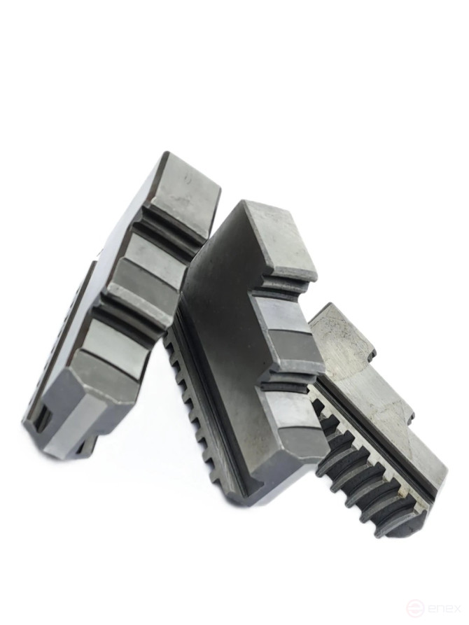 The cams are reversed to the turning chuck f 200 3-x cool. pitch 8 mm, width 22 mm, groove 10 mm TORNERI T020744