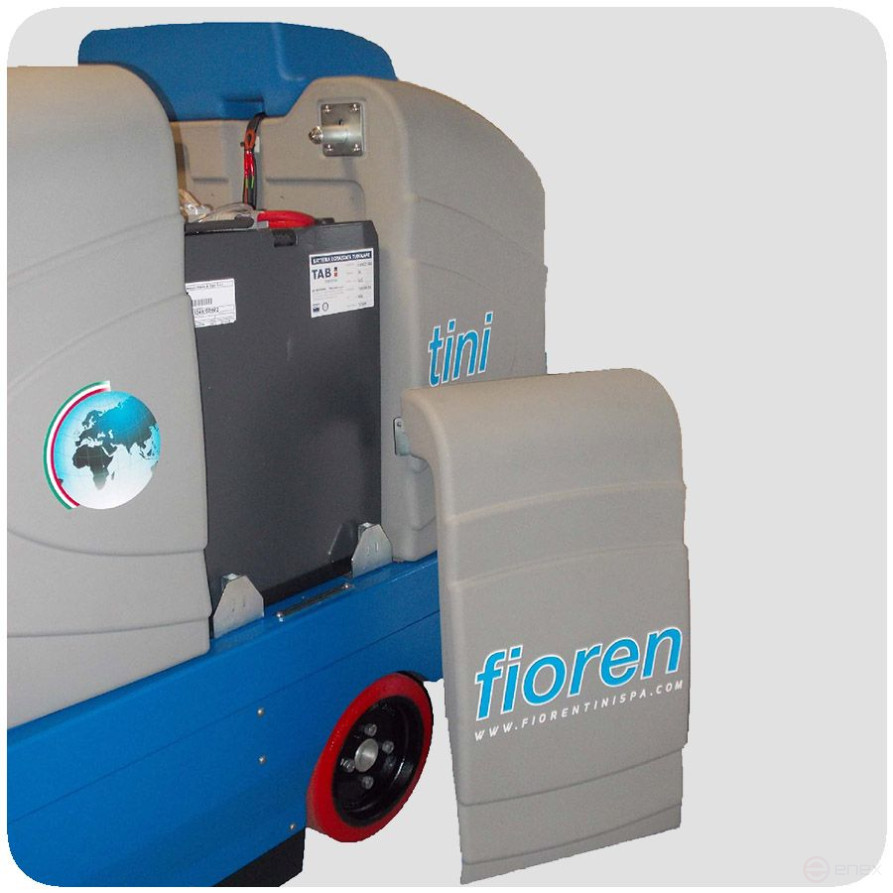 Поломоечная аккумуляторная машина с местом оператора I 60 TEB, c АКБ Литий от 315 Ач