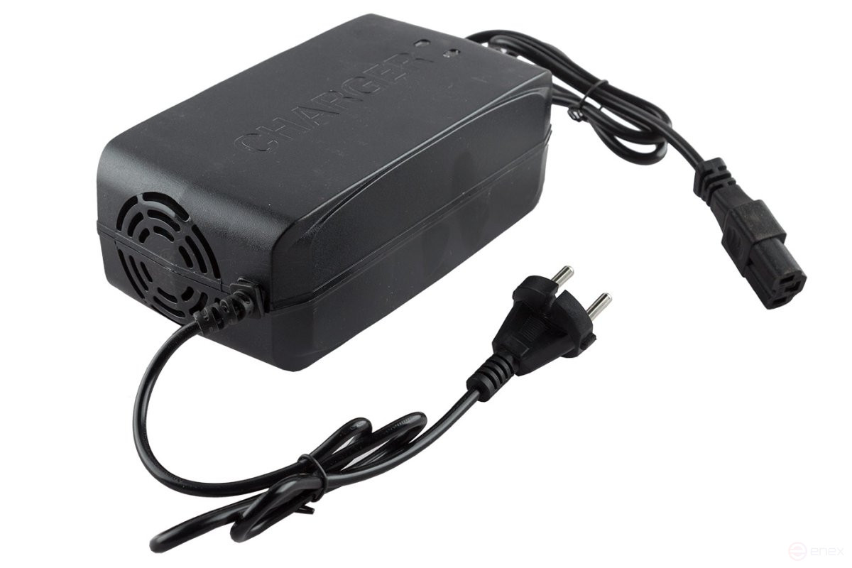 Зарядное устройство для аккумуляторов 60V 45-55Ah 5,5A