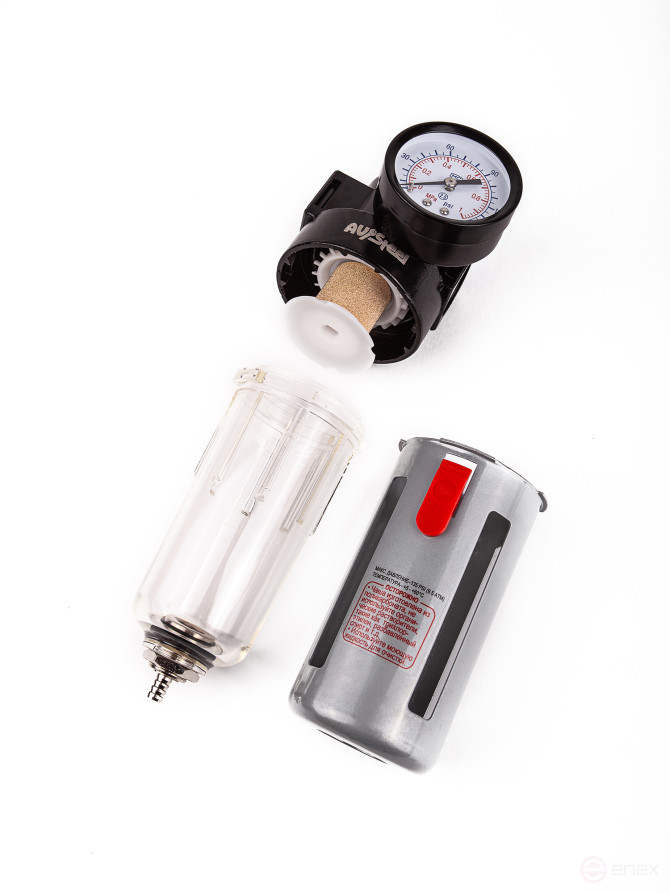 Dehumidifier filter with pressure regulator for 1/4" to 9 atm pneumatic tools "AV Steel" AV-700505
