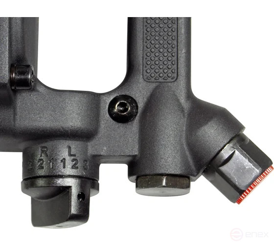 ZD70 Pneumatic impact wrench Kv: 1(25.4). Effort: slave 2000-3400 Nm/ max-3800 Nm. Pressure: 7-12kg.cm2/ 6.3 Bar.