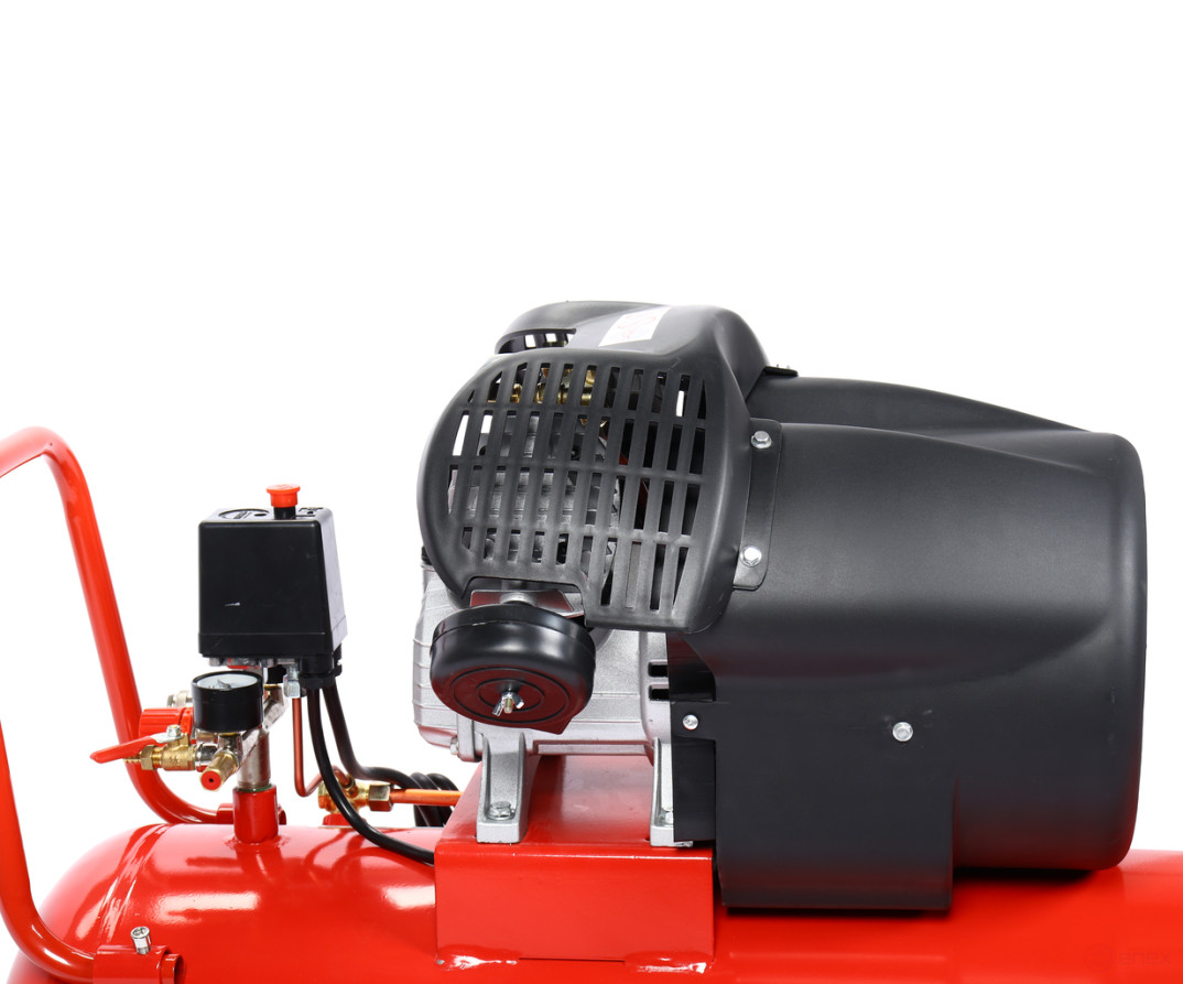 Pneumatic compressor 220V 2.2kW 8atm. 250l/min. receiver-100L serving. with a straight line. priv. The V-image. GTE