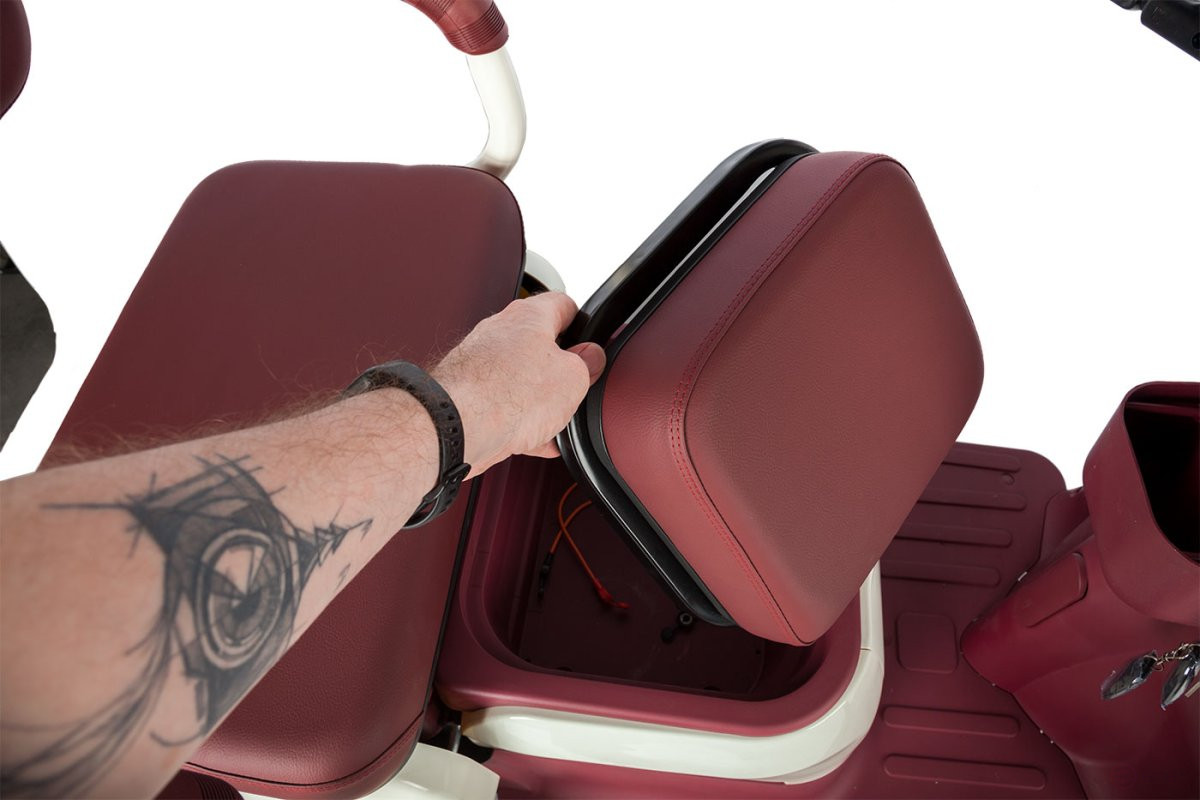 Electric tricycle Rutrike Gelbert Mercury 48V/60V 650W, white and red