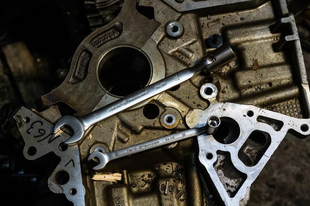 Ключ комбинированный шарнирный 15 мм