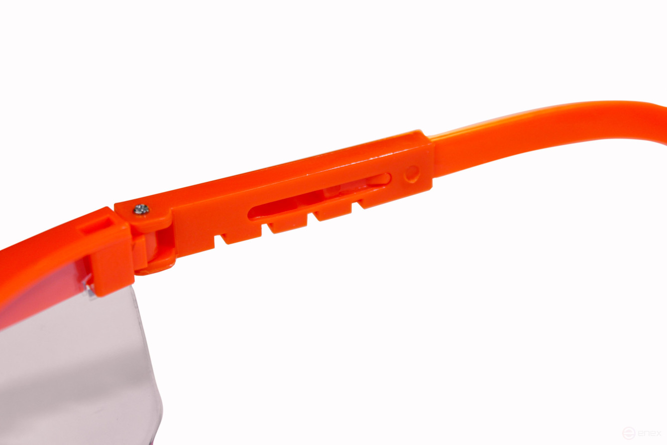 Защитные очки строительные Villager VSG 3 регулируемая дужка