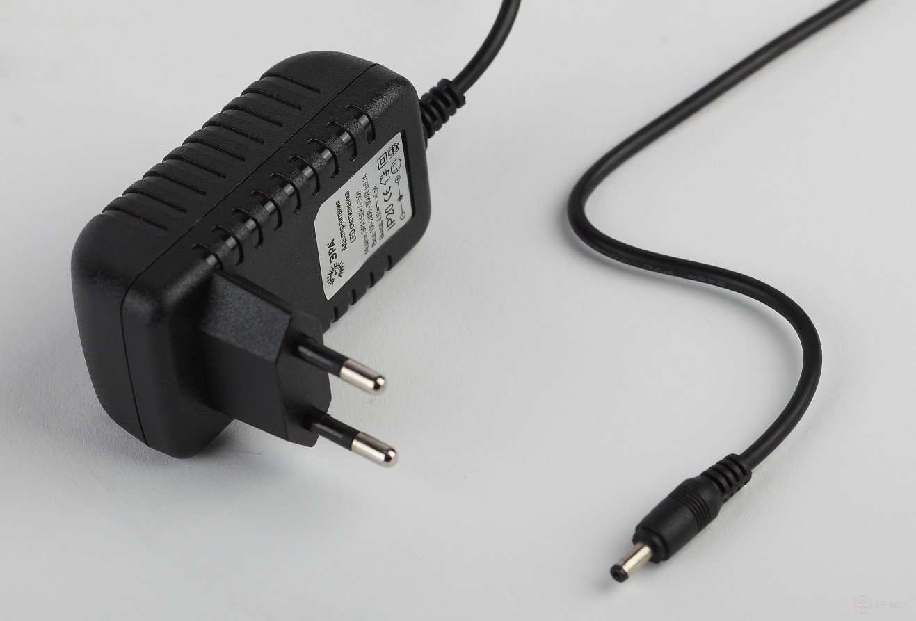ERA NLED-462-10W-BK LED Table Lamp Black